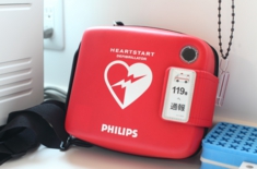 AED(自動体外式除細動器)
